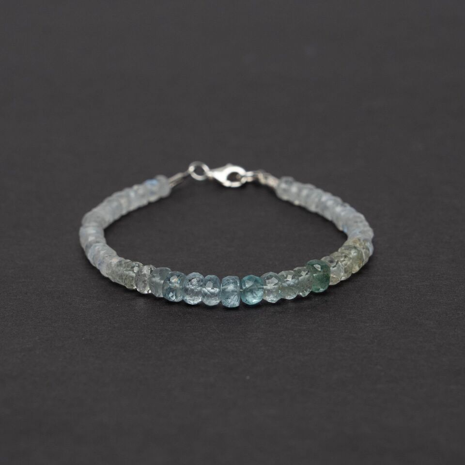 Beril Ay Taşı Bileklik Mücevher Kesim