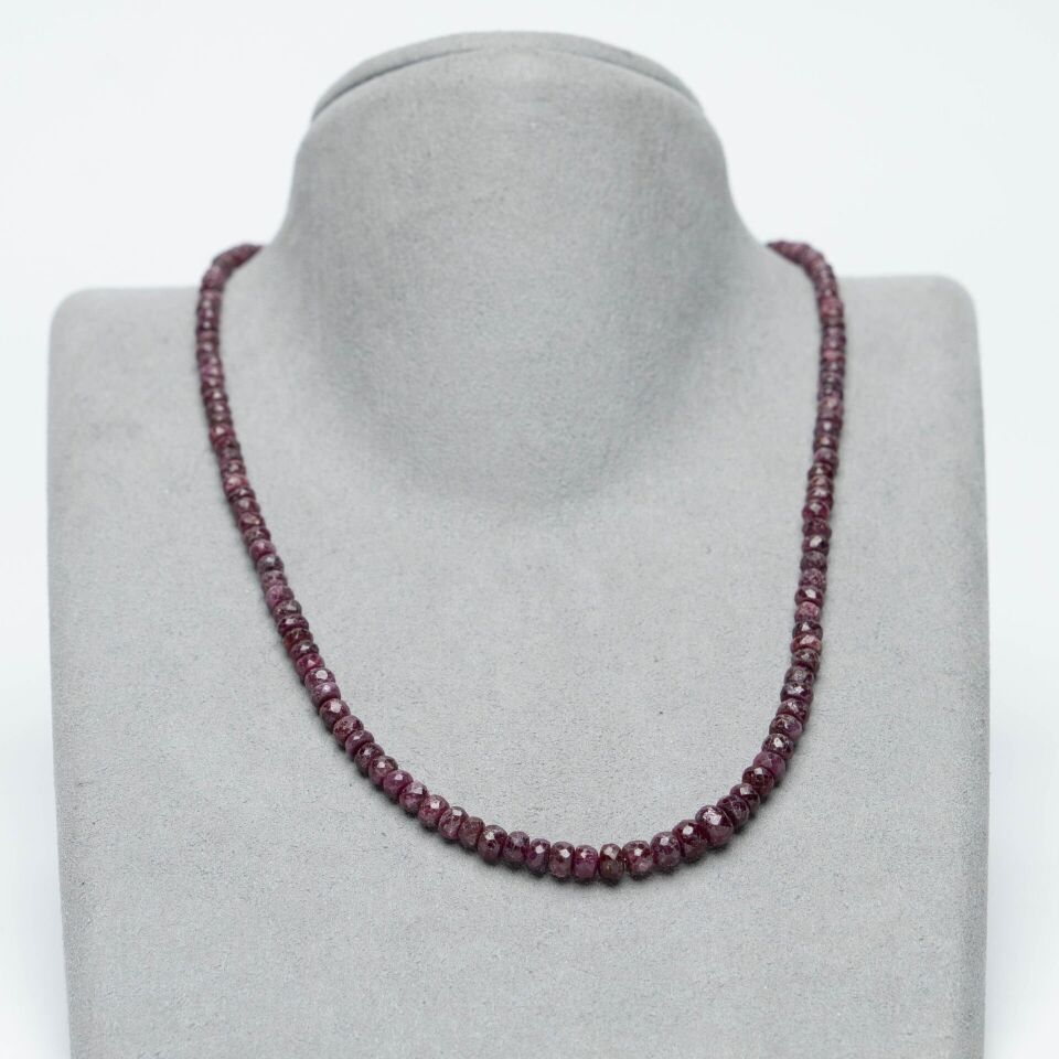 Yakut Kolye Mücevher kesim